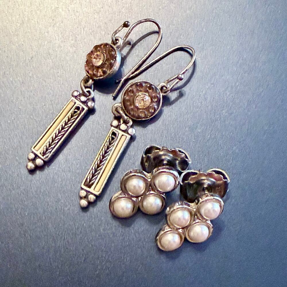 Pair of Vintage Lia Sophia Silver Tone Earrings - Picture 3 of 8